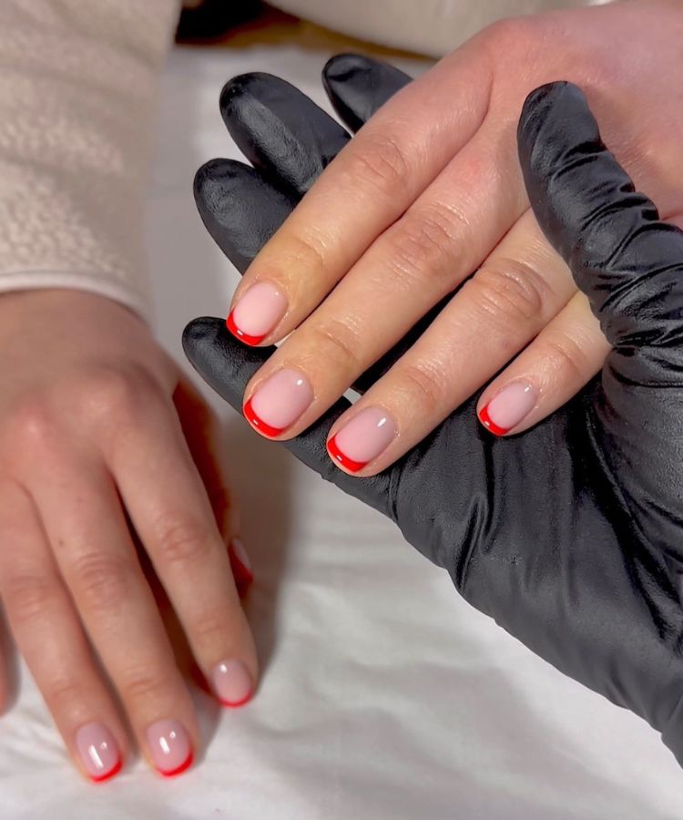 parker posey nails